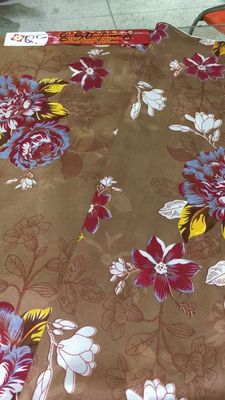 পিগমেন্ট মুদ্রিত সহ অ্যান্টি ওয়াটার 70gsm ট্রাইকোট পলিয়েস্টার কুইলটিং ফ্যাব্রিক